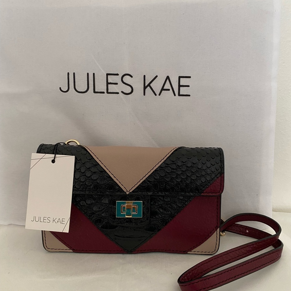 Julie Kae Crossbody Wallet Clutch Bag with Adjustable Strap Red/Black/Tan New